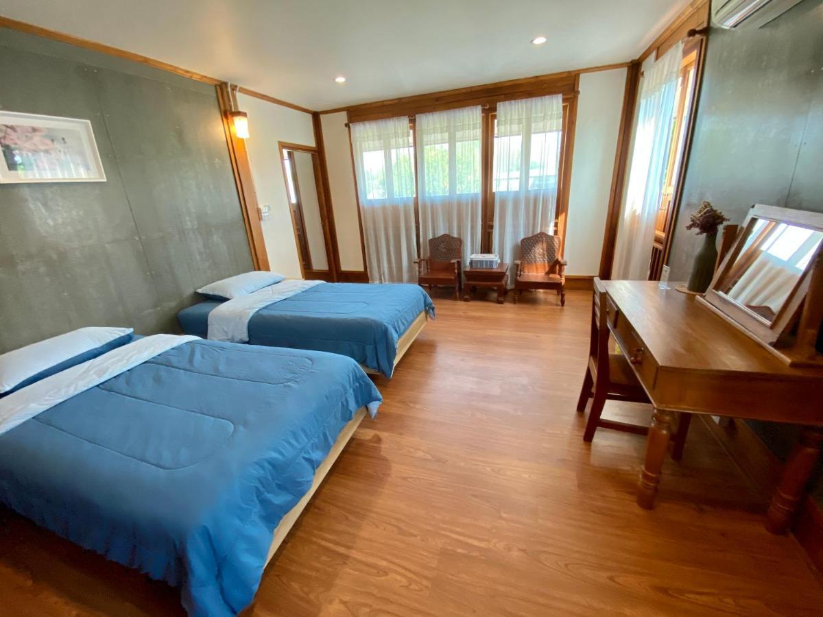 Tha Ma-O Bouteak Homestay - Self Check-In Лампанг Экстерьер фото